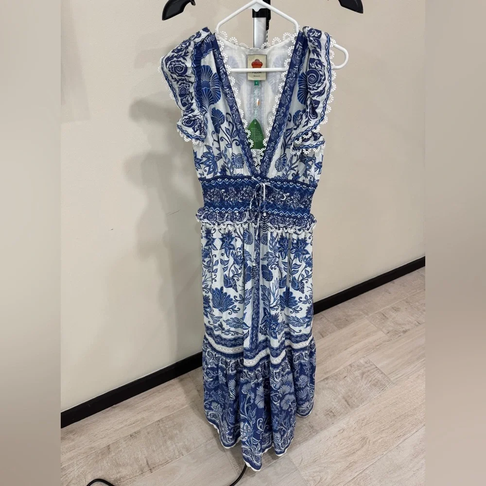 Off White Shell Garden Maxi Dress ! By Farm Rio - Picture 11 of 11